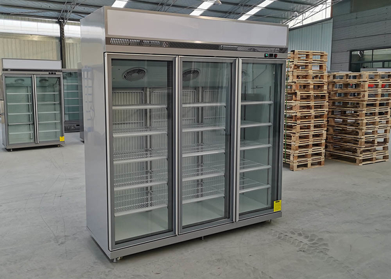 یخچال فریزر R290 دارای نمایشگر مستقل با 3 در شیشه ای لولا